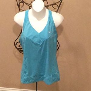 NIKE WORKOUT TOP